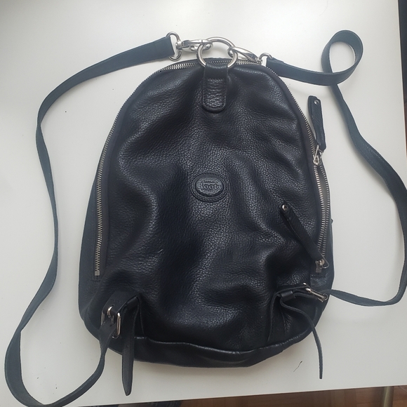Vintage Roots pebbled leather backpack 🖤 - Picture 2 of 11